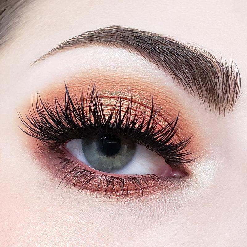 Crown 10 Colour Fuego Eyeshadow Palette - Image 5