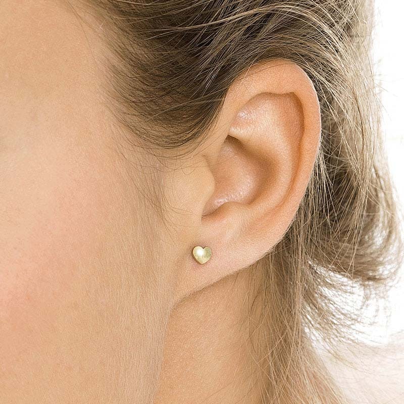 Blomdahl Titanium Earrings – Heart Gold - Image 2