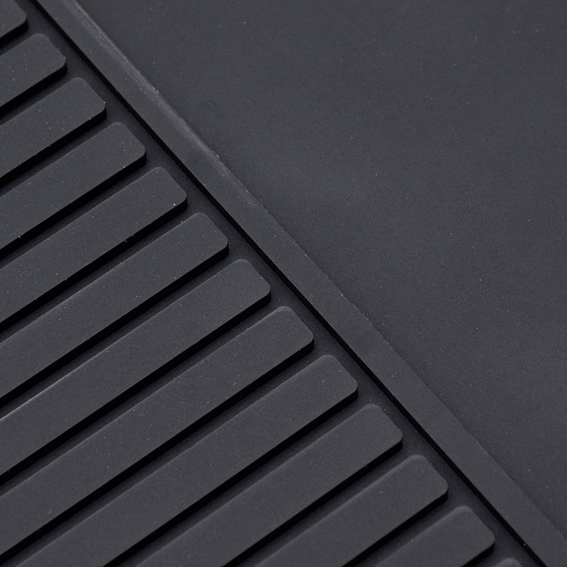 Heat Resistant Barber Themed Silicone Mat for Tools with Clipper Station, Black, 35 x 24.5cm - Image 5